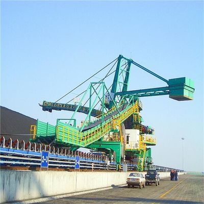 합병된 스택커와 버켓 휠 붐과 레크레이마